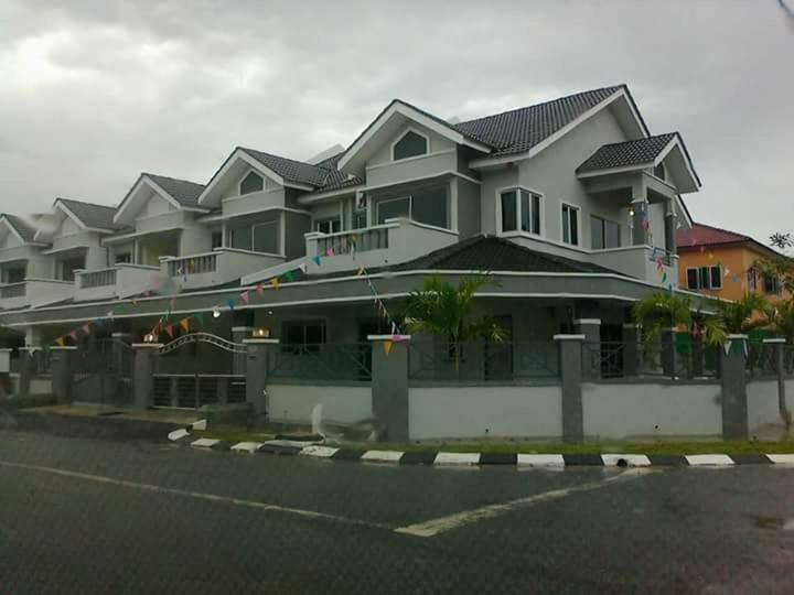 Makmur Homestay تايبينغ المظهر الخارجي الصورة